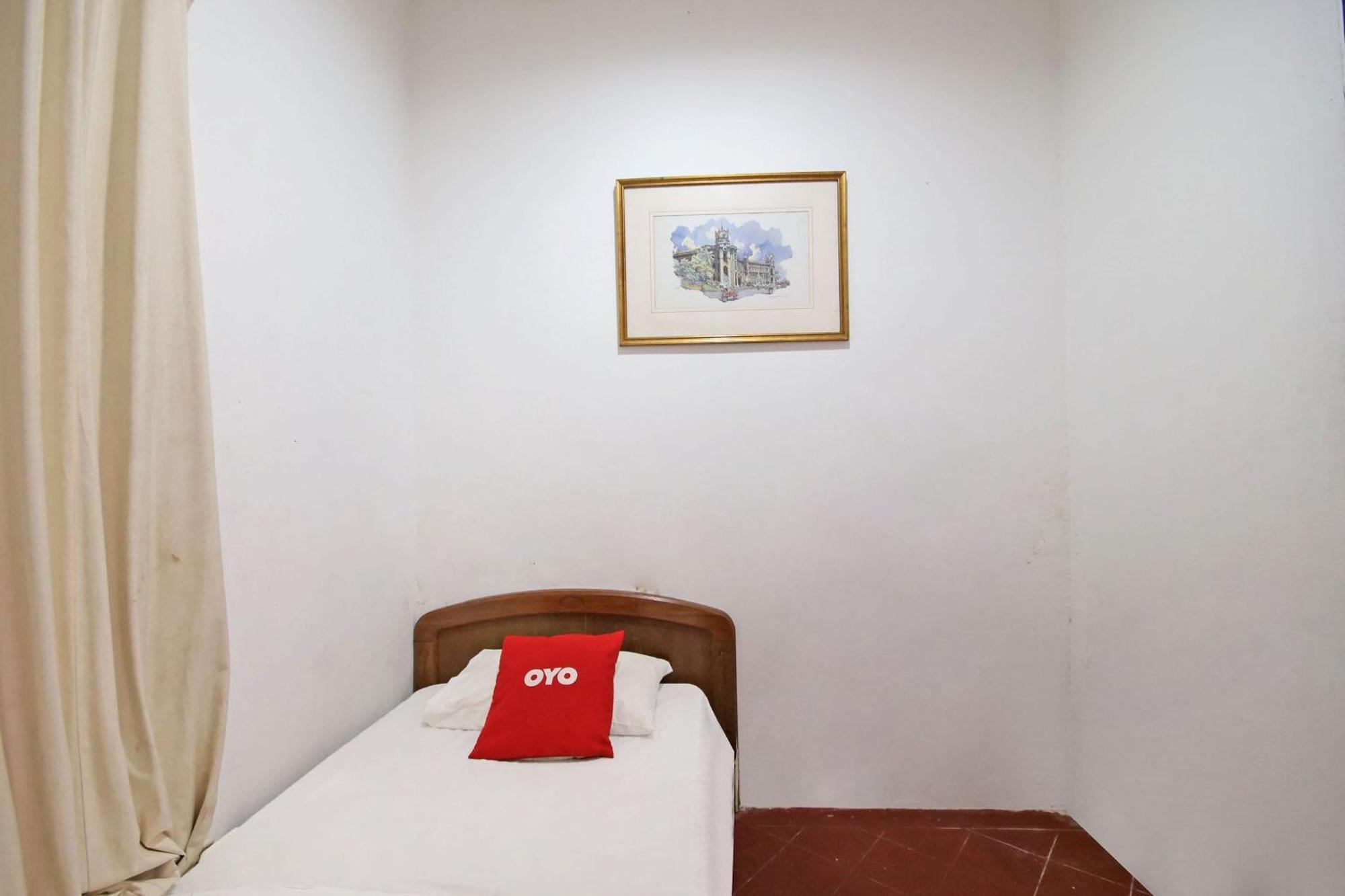 Oyo 89562 Hotel Shalimar Kuala Lumpur Bagian luar foto