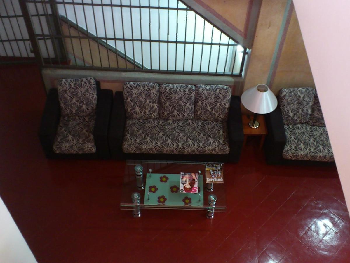Oyo 89562 Hotel Shalimar Kuala Lumpur Bagian luar foto